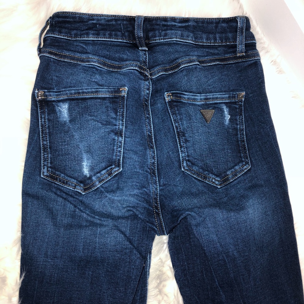 GUESS High Rise Skinny Jeans - Picture 7 of 8